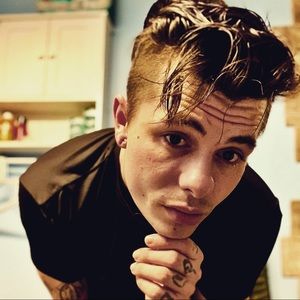 Meet your Posher, Chad